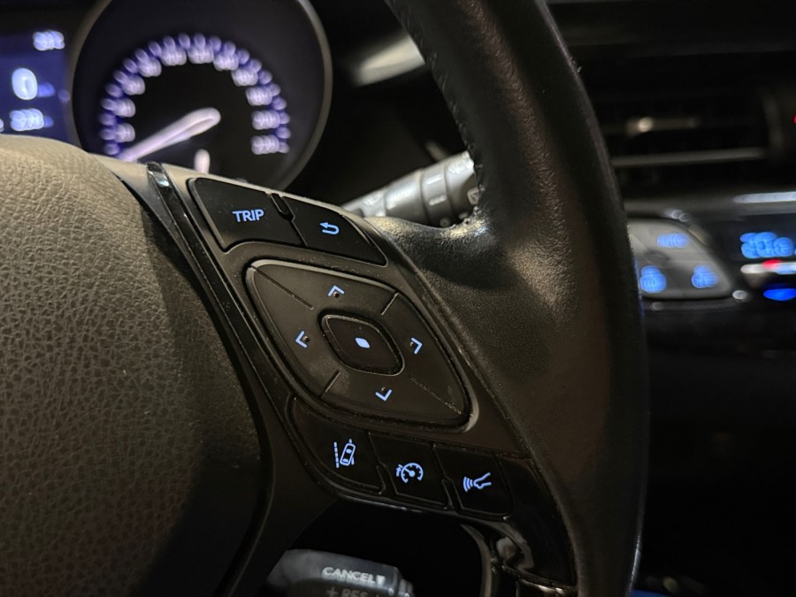 TOYOTA d'occasion C-HR 1.8 HYBRIDE 122H Edition AUTO de 2020 Bretigny
