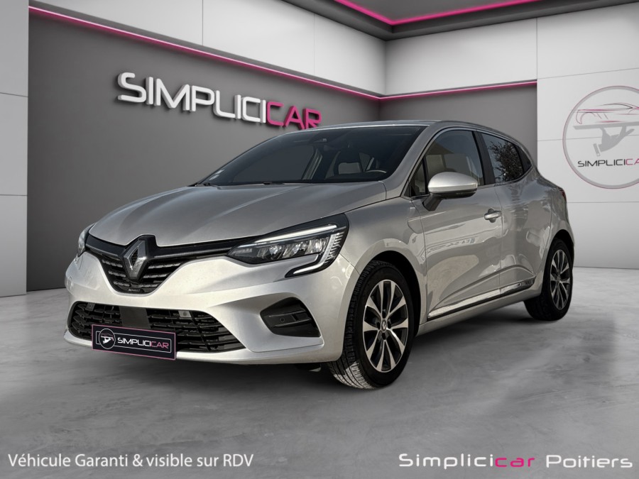 RENAULT d'occasion CLIO V 1.3 TCE 140 INTENS de 2021 Poitiers (86)﻿