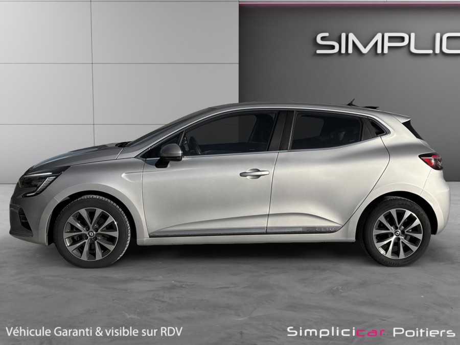 RENAULT d'occasion CLIO V 1.3 TCE 140 INTENS de 2021 Poitiers (86)﻿