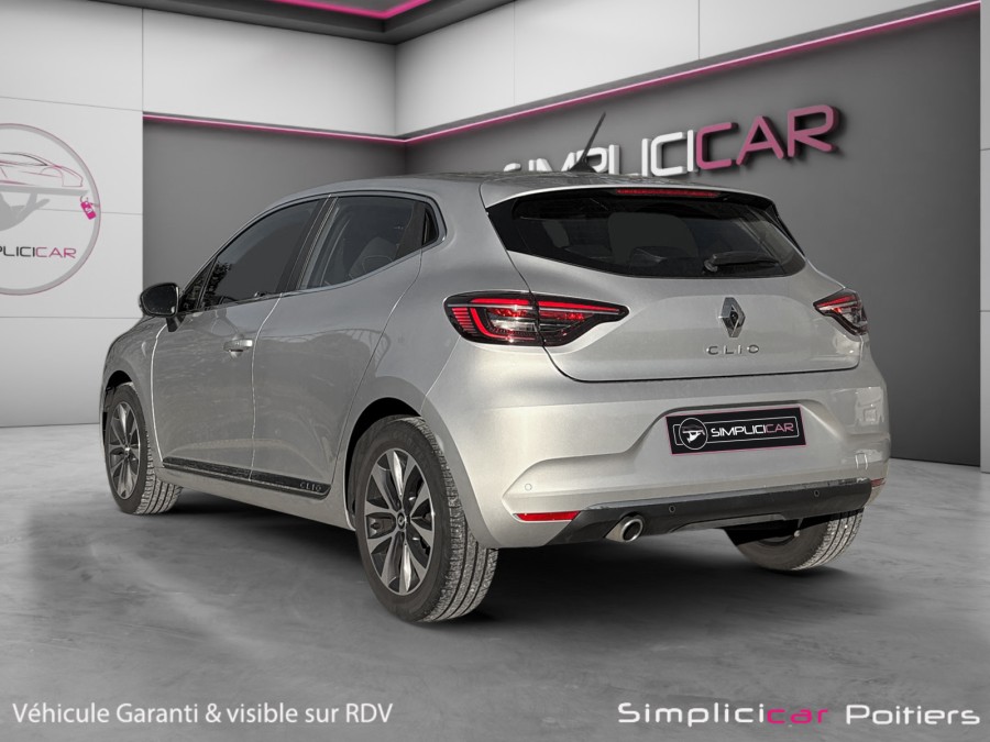 RENAULT d'occasion CLIO V 1.3 TCE 140 INTENS de 2021 Poitiers (86)﻿
