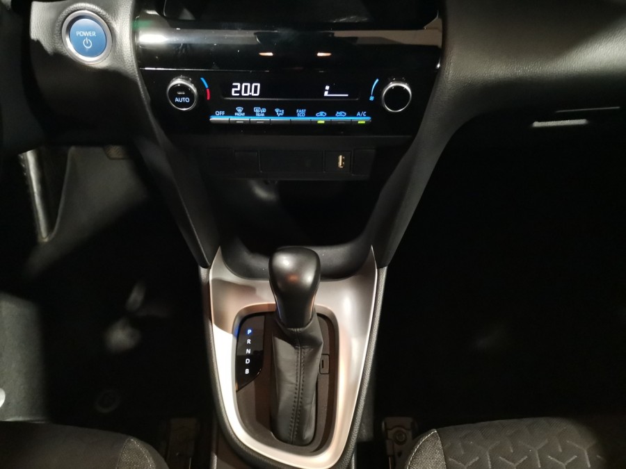 TOYOTA d'occasion YARIS CROSS 116h Design MY22 de 2022 Nancy (54)﻿