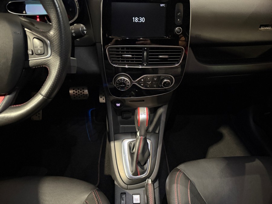 RENAULT d'occasion CLIO IV 1.6 TCE 220 RS TROPHY EDC AUTO de 2017 Pau