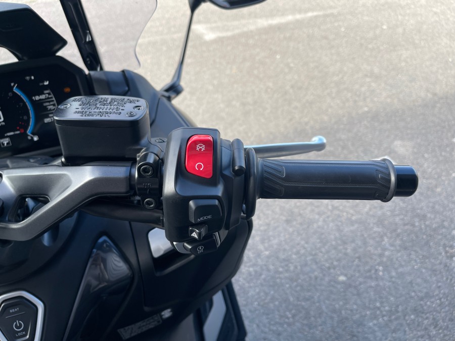 YAMAHA d'occasion TMAX 560 ABS de 2023 Lyon Nord (69)﻿