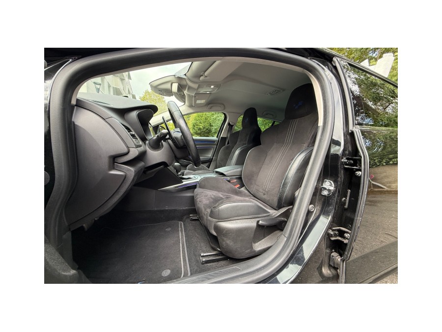 RENAULT d'occasion MEGANE ESTATE TCE 205 GT EDC de 2017 Vaucresson