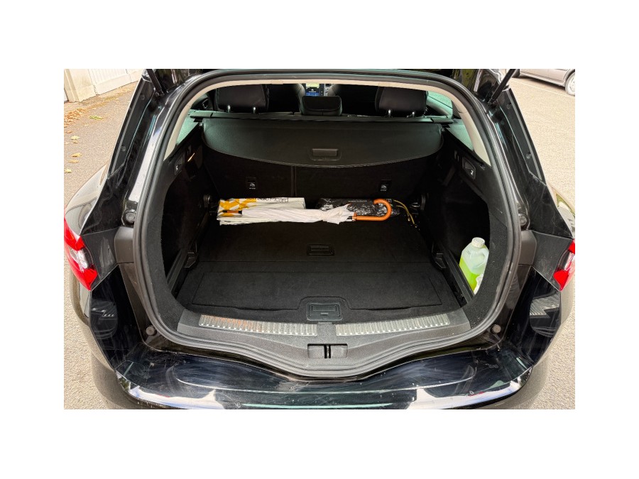 RENAULT d'occasion MEGANE ESTATE TCE 205 GT EDC de 2017 Vaucresson