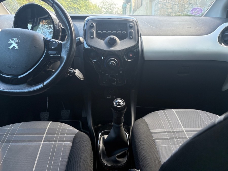 PEUGEOT d'occasion 108 1.2 PureTech Style 5p de 2017 Nice (06)﻿