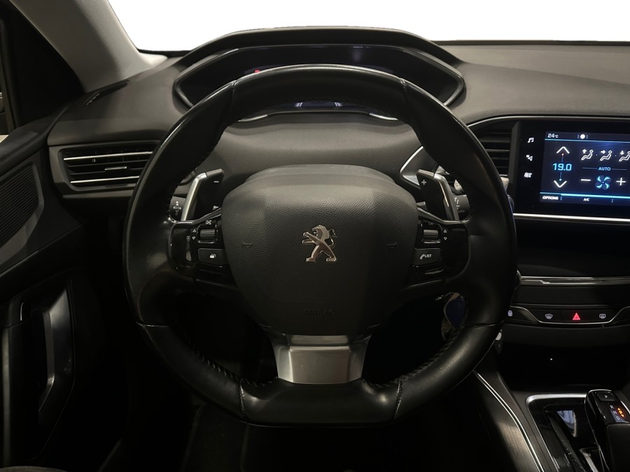 PEUGEOT d'occasion 308 1.5 BLUE HDI 130 ACTIVE EAT8 de 2020 Bretigny