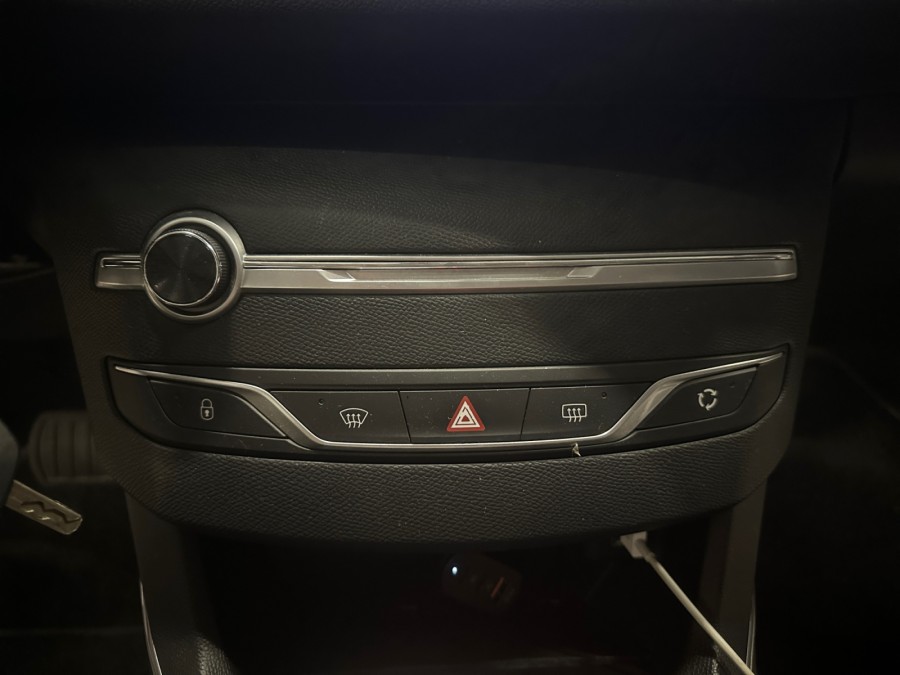 PEUGEOT d'occasion 308 1.5 BLUE HDI 130 ACTIVE EAT8 de 2020 Bretigny