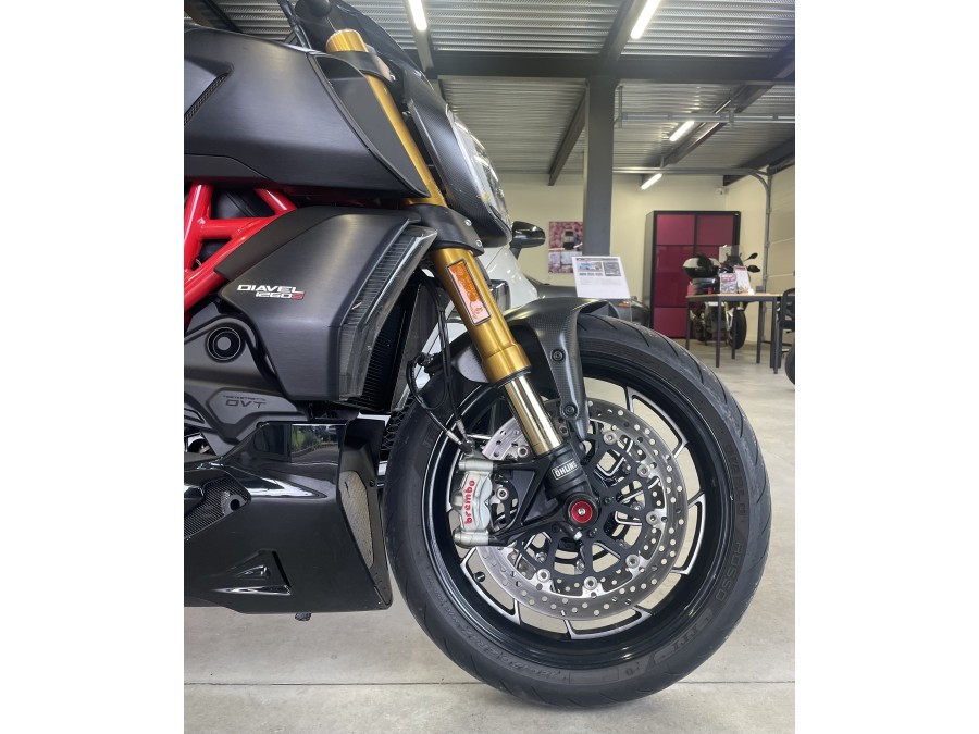 DUCATI d'occasion DIAVEL 1260 Diavel 1260 S de 2019 Royan (17)﻿