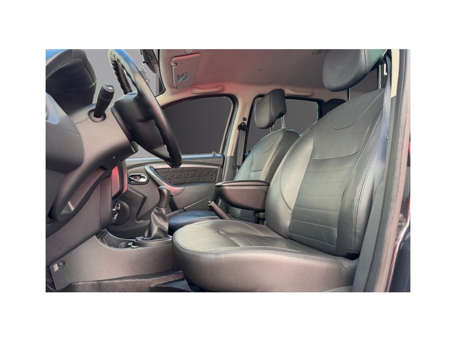 DACIA d'occasion DUSTER 1.6 16V 105 10 ANS GPL de 2014 Le Raincy (93)﻿