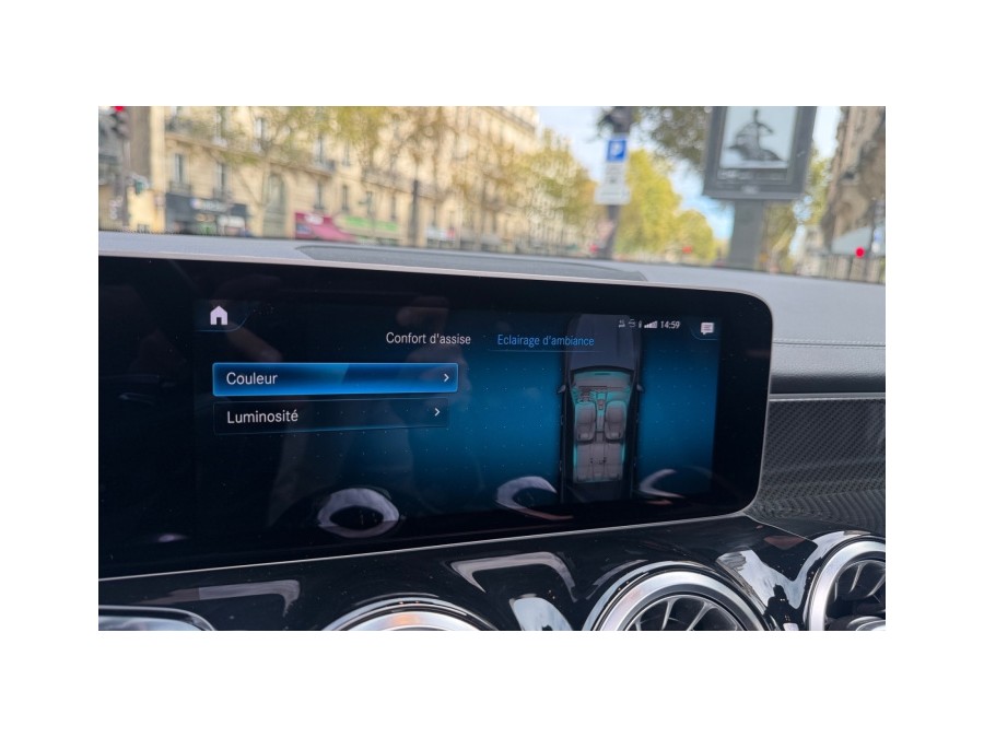 MERCEDES d'occasion GLB 250 4MATIC AMG LINE LAUNCH EDITION AUTO de