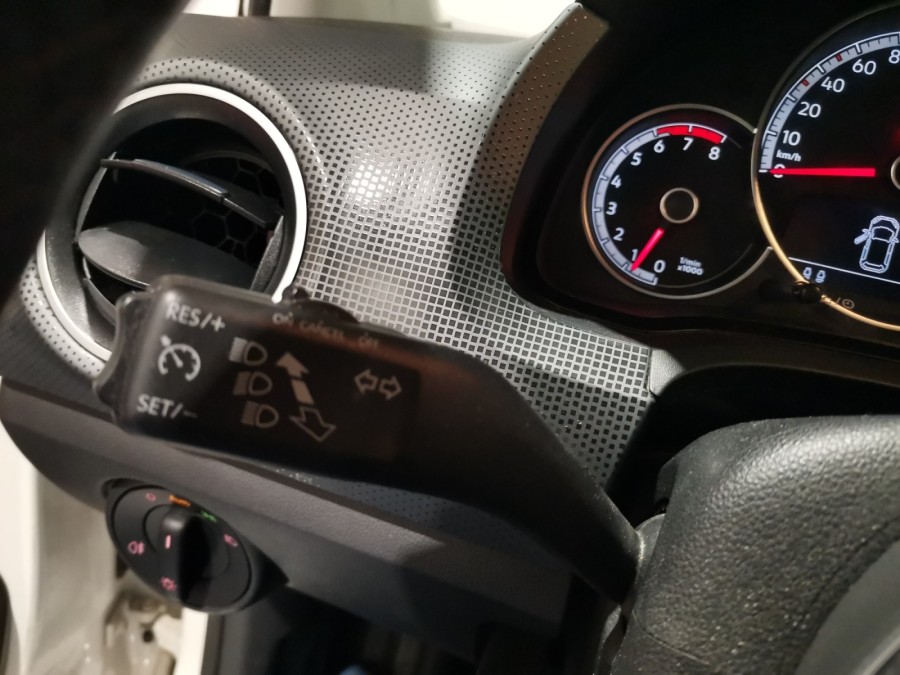 VOLKSWAGEN d'occasion UP 2.0 1.0 75 CONNECT de 2019 Nancy (54)﻿