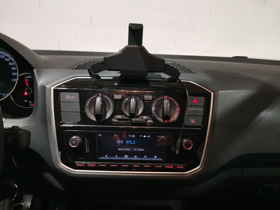 VOLKSWAGEN d'occasion UP 2.0 1.0 75 CONNECT de 2019 Nancy (54)﻿
