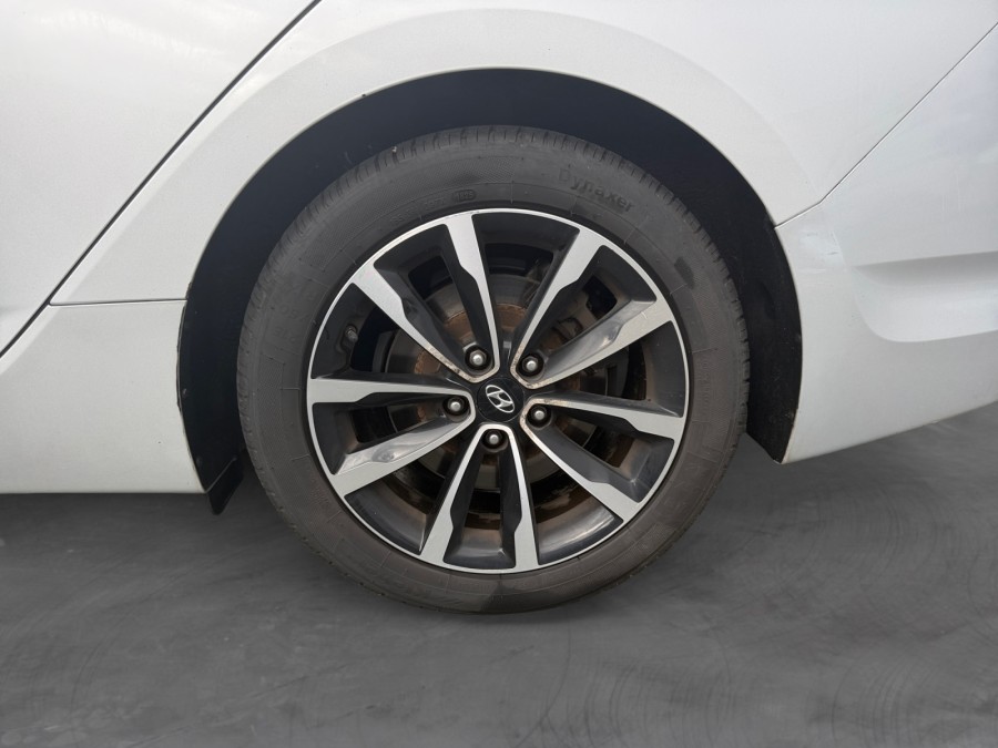 HYUNDAI d'occasion i40 SW 1.7 CRDI 141 Créative DCT7 de 2017 Royan