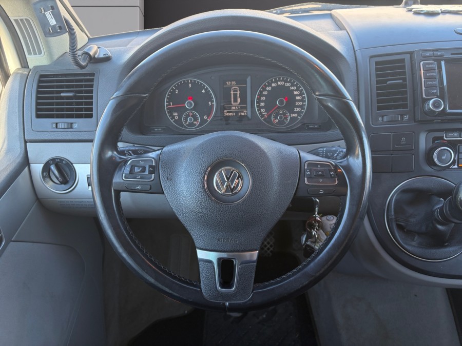 VOLKSWAGEN d'occasion CALIFORNIA 2.0 180 de 2013 Pamiers (09)﻿