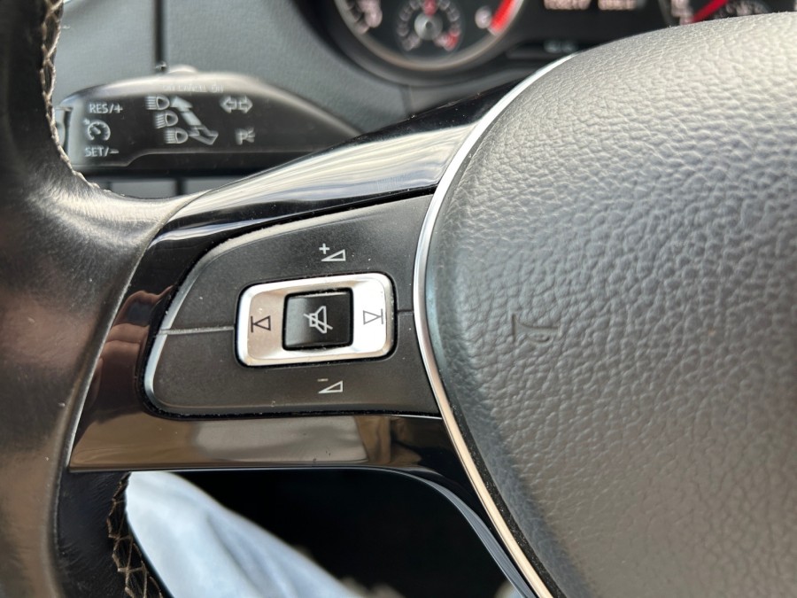 VOLKSWAGEN d'occasion AMAROK 2 BITDI 180 4MOTION STARTLINE PICK UP