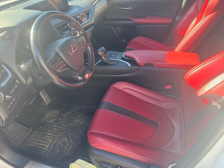 LEXUS d'occasion UX 250h 4WD F SPORT Executive MY19 de 2019 Vernon