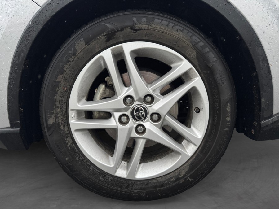 TOYOTA d'occasion C-HR 122h Dynamic Business 2WD E-CVT + Programme