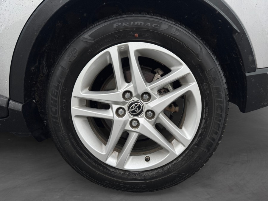 TOYOTA d'occasion C-HR 122h Dynamic Business 2WD E-CVT + Programme