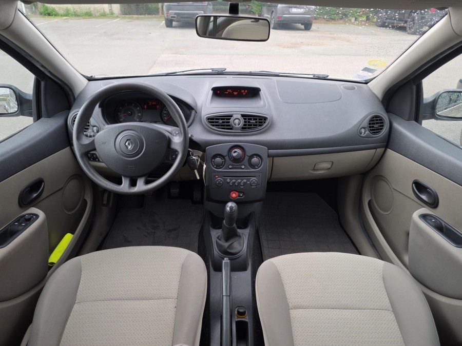 RENAULT d'occasion CLIO 1.2 16V de 2007 Arras (62)﻿