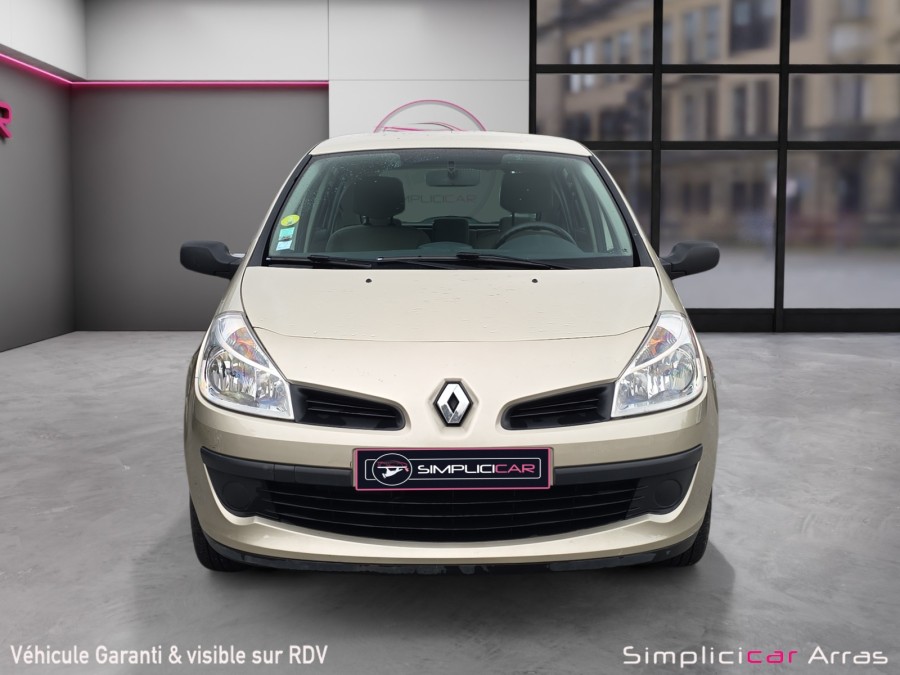 RENAULT d'occasion CLIO 1.2 16V de 2007 Arras (62)﻿