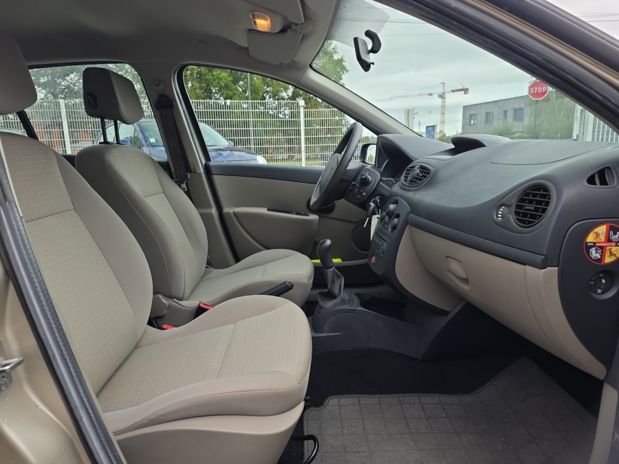 RENAULT d'occasion CLIO 1.2 16V de 2007 Arras (62)﻿