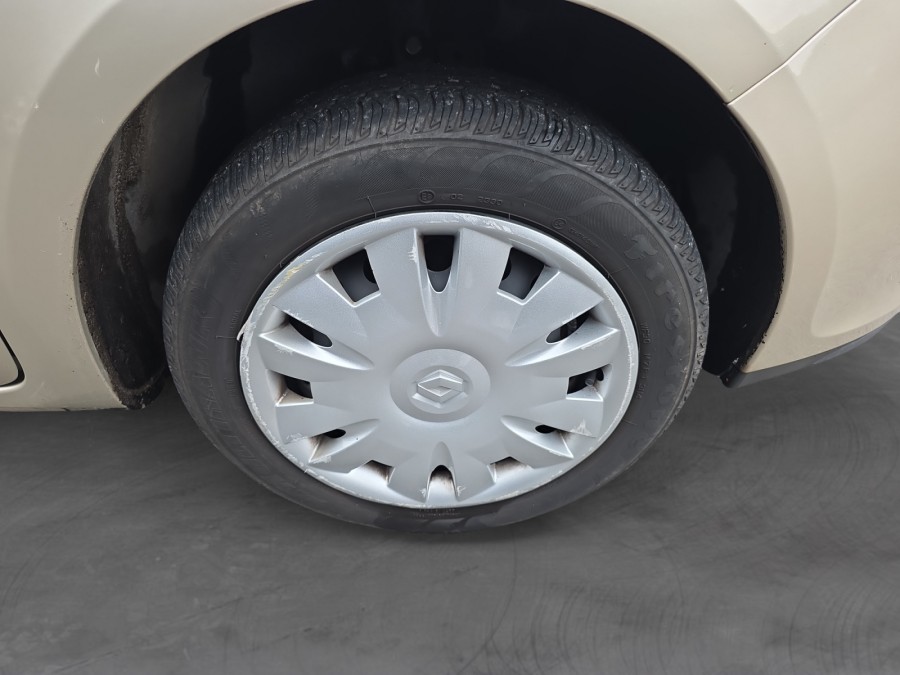 RENAULT d'occasion CLIO 1.2 16V de 2007 Arras (62)﻿