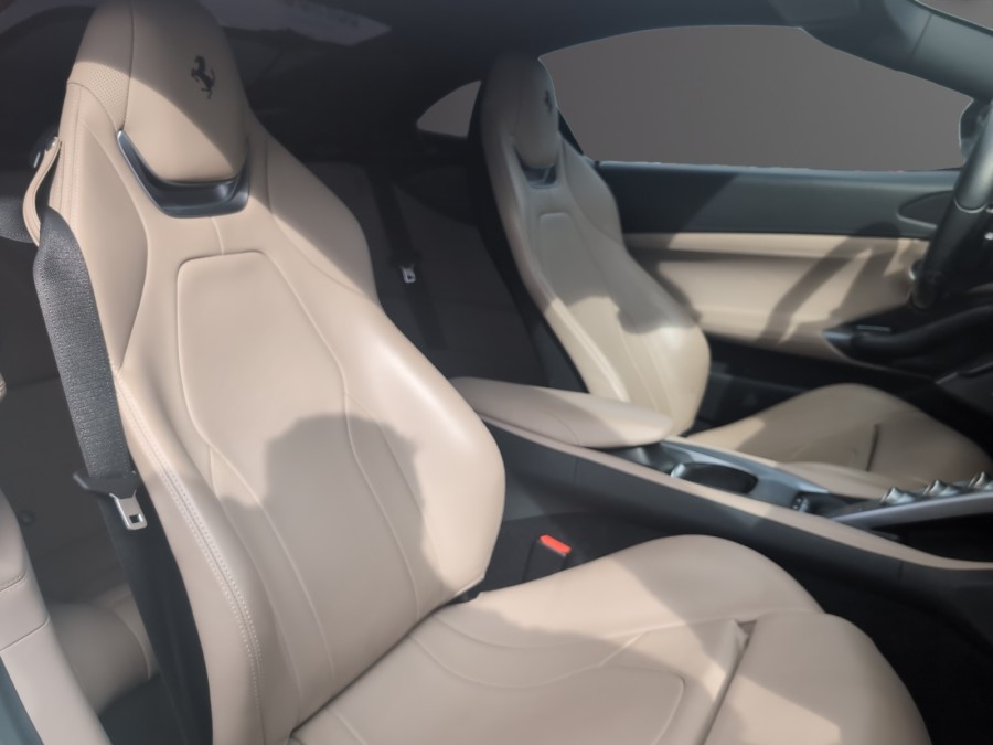 FERRARI d'occasion PORTOFINO 3.9 V8 Turbo 600 ch de 2019 Royan (17)﻿
