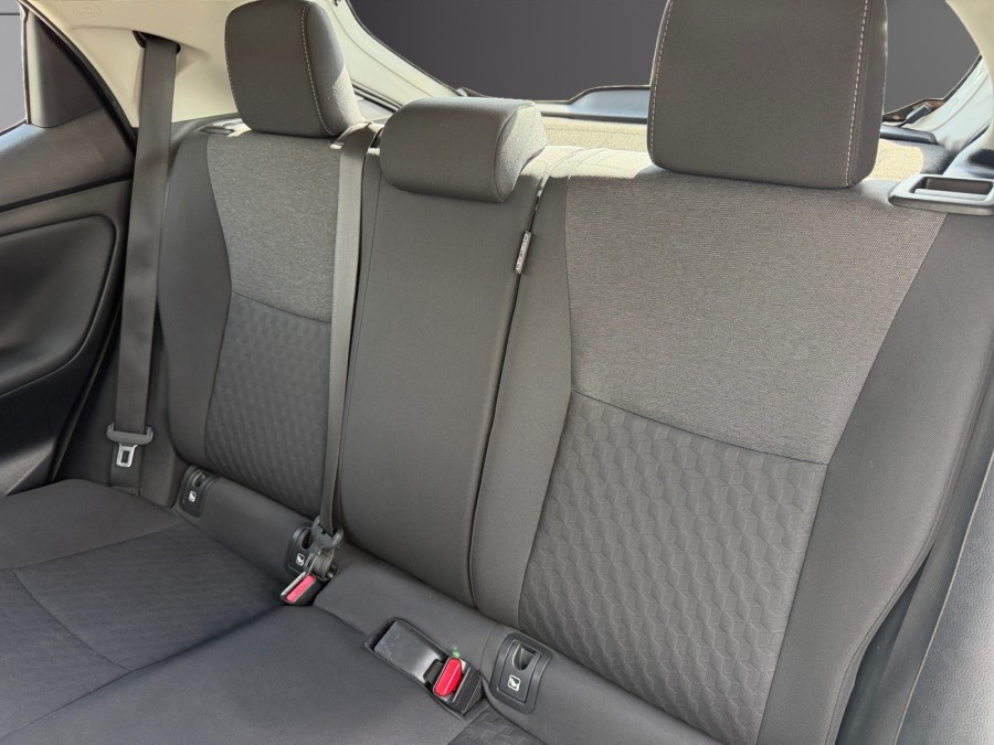 TOYOTA d'occasion YARIS 116h France Business 5p de 2021 Toulouse Nord