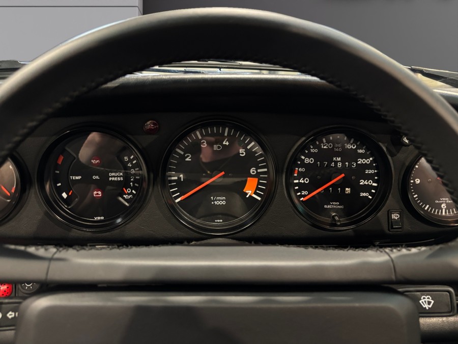 PORSCHE d'occasion 911 3 CARRERA de 1989 Fontainebleau (77)﻿