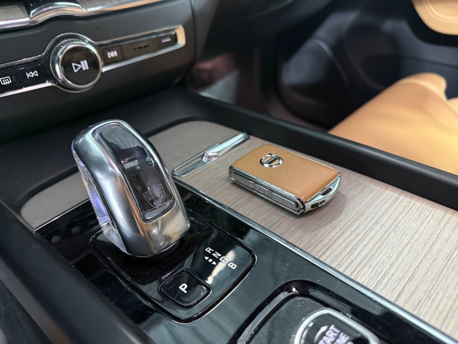 VOLVO d'occasion XC60 2 T8 390 INSCRIPTION LUXE de 2019 Meximeux (01)﻿
