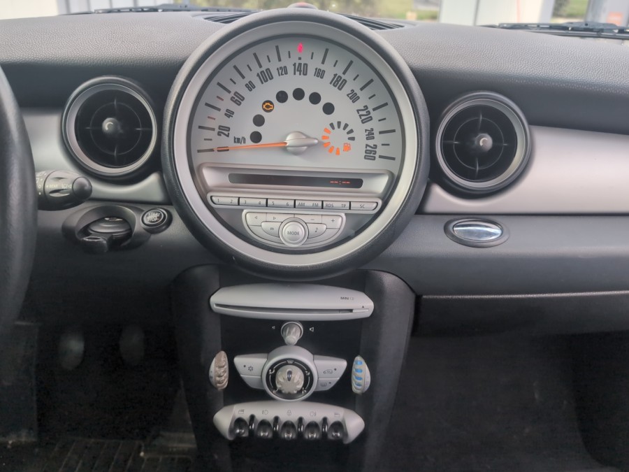 MINI d'occasion MINI (R56) ONE 75 ch PACK SALT de 2009 Royan (17)﻿