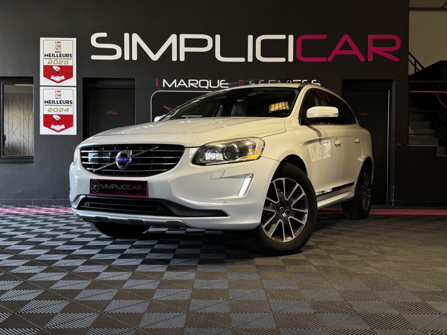 VOLVO d'occasion XC60 D4 181 SUMMUM GEARTRONIC de 2014 Aix Les Bains