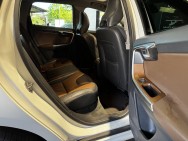 VOLVO d'occasion XC60 D4 181 SUMMUM GEARTRONIC de 2014 Aix Les Bains