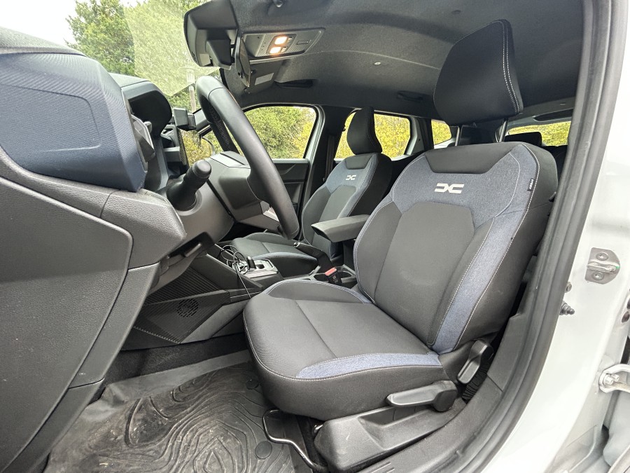 DACIA d'occasion DUSTER III 1.6 HYBRID 140 4X2 EXPRESSION AUTO de