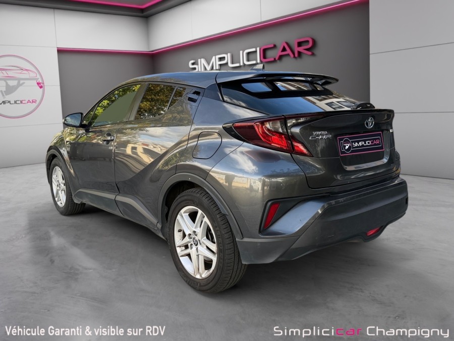 TOYOTA d'occasion C-HR 1.8 Hybride 140ch Design NG23 de 2022