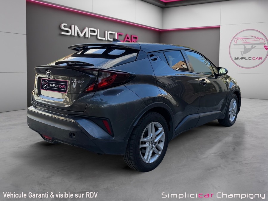 TOYOTA d'occasion C-HR 1.8 Hybride 140ch Design NG23 de 2022