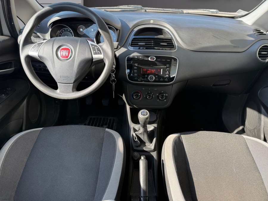 FIAT d'occasion PUNTO 1.3 Multijet 16v 75ch Pop 3p de 2014 Vauvert