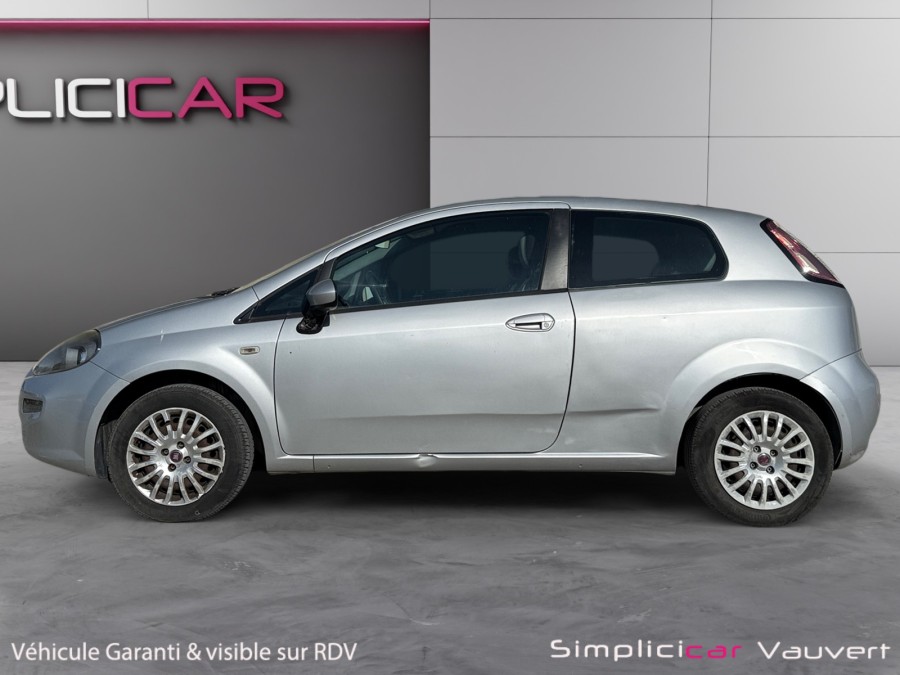 FIAT d'occasion PUNTO 1.3 Multijet 16v 75ch Pop 3p de 2014 Vauvert