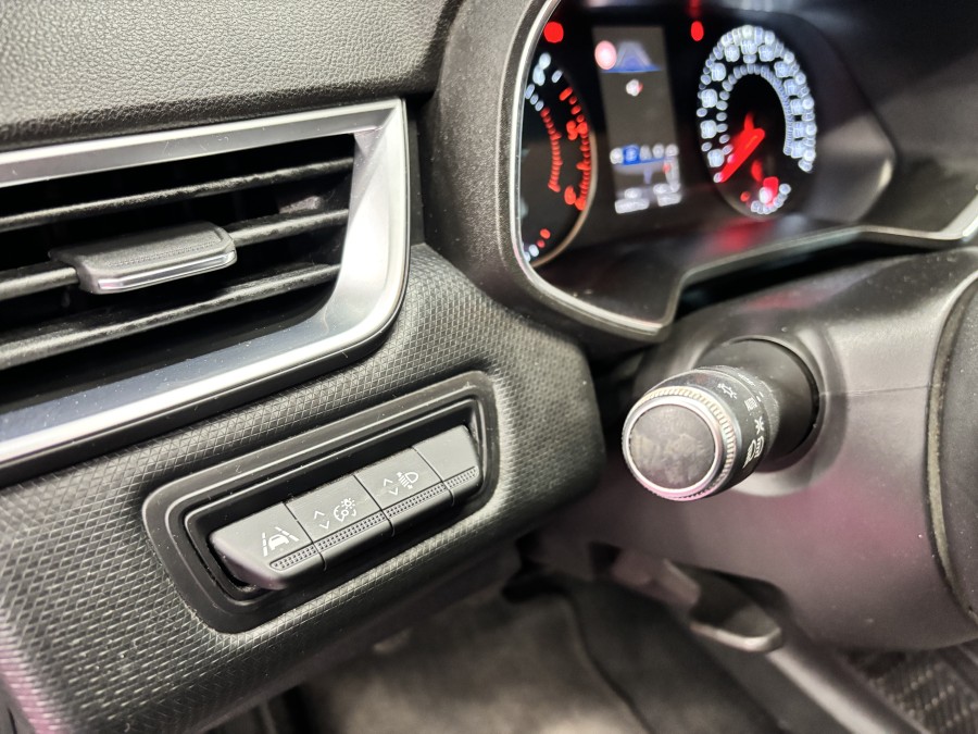 RENAULT d'occasion CLIO 1.5 Blue dCi 115ch Business de 2020 Villebon
