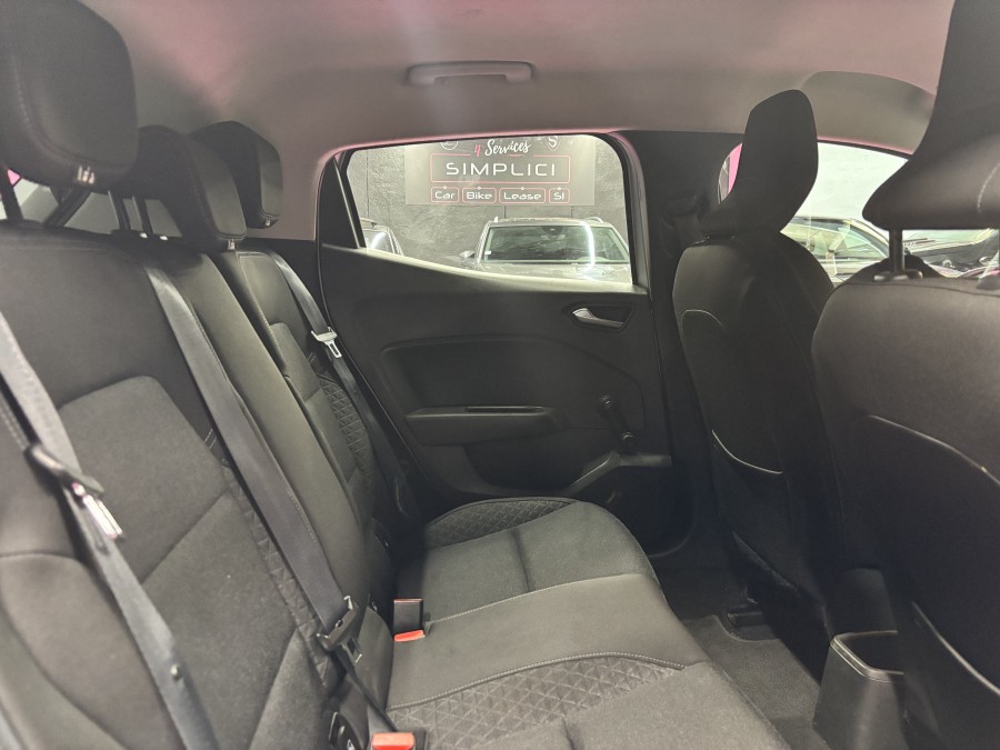 RENAULT d'occasion CLIO 1.5 Blue dCi 115ch Business de 2020 Villebon