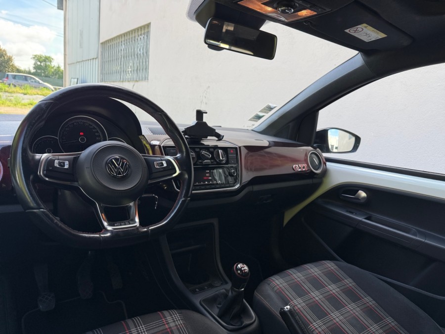 VOLKSWAGEN d'occasion UP 2.0 1.0 115 GTI de 2018 Poitiers (86)﻿