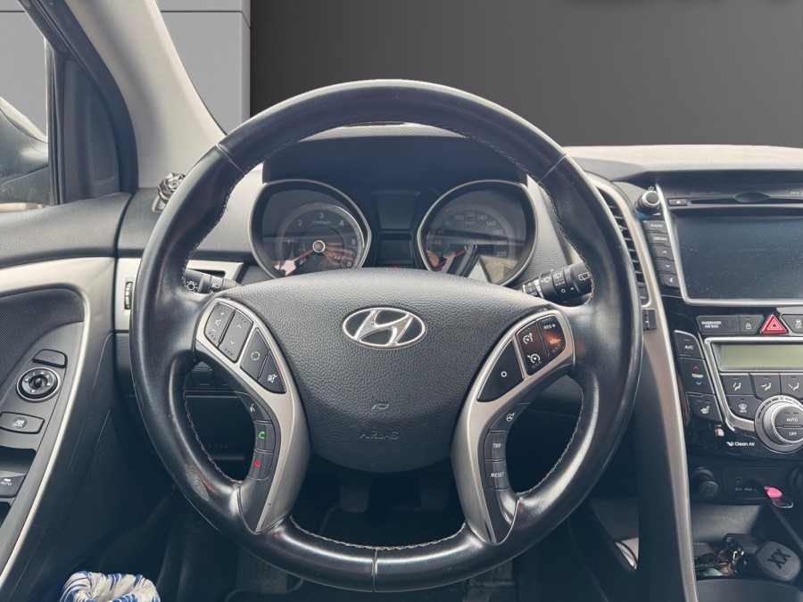 HYUNDAI d'occasion I30 1.6 CRDI de 2014 Vernon (27)﻿