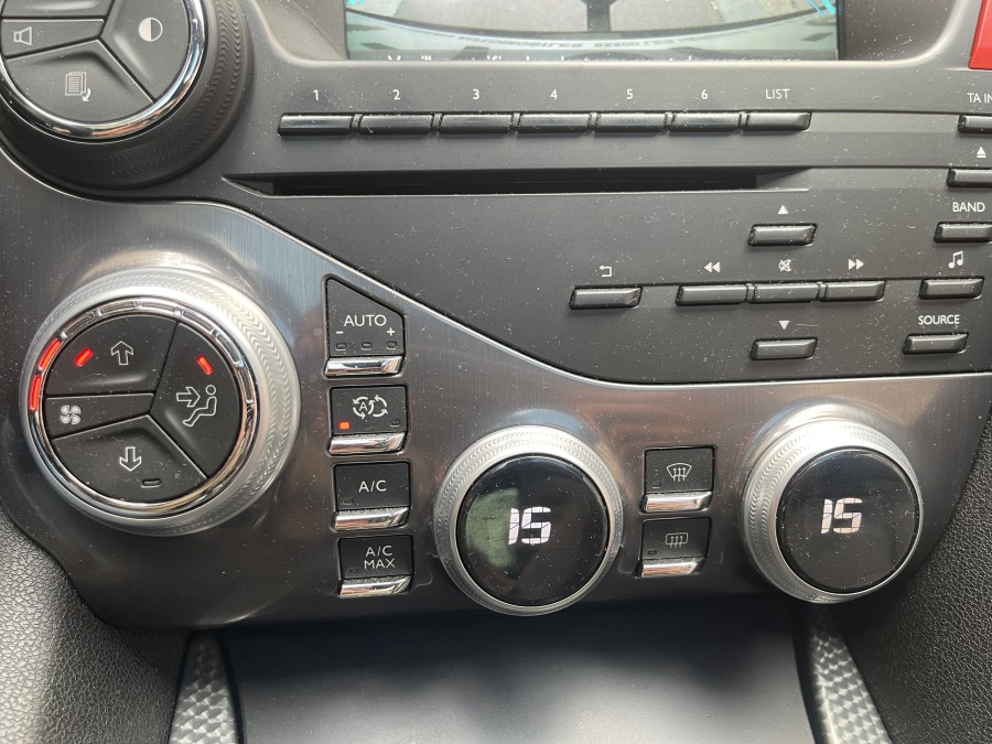 CITROEN d'occasion DS5 HYBRID4 2.0 HDI SPORT CHIC ETG de 2013 Paris