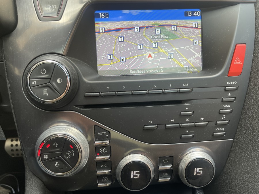 CITROEN d'occasion DS5 HYBRID4 2.0 HDI SPORT CHIC ETG de 2013 Paris