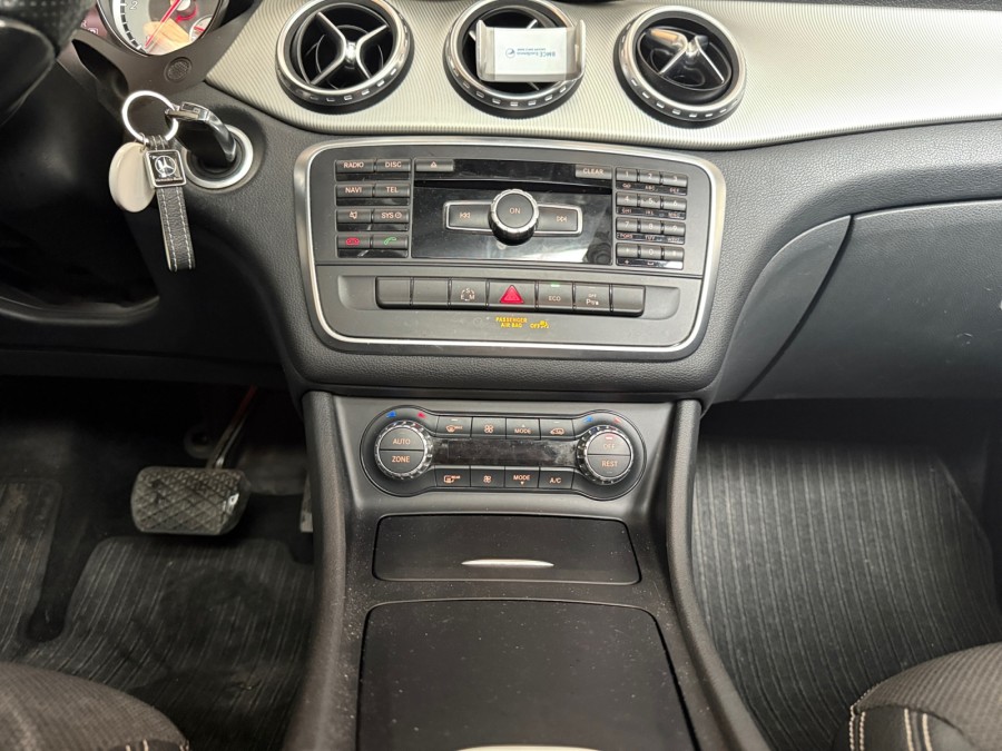 MERCEDES d'occasion GLA 220 CDI Fascination 7G-DCT de 2014 Toulouse