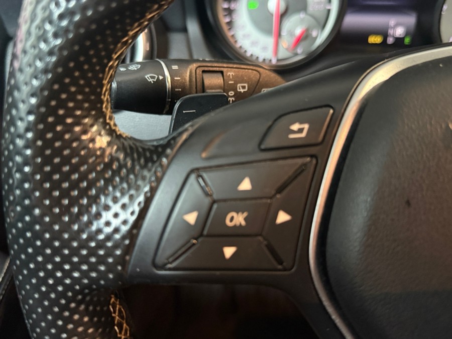 MERCEDES d'occasion GLA 220 CDI Fascination 7G-DCT de 2014 Toulouse