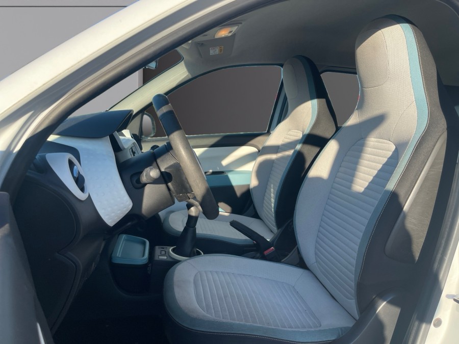 RENAULT d'occasion TWINGO 1.0 SCE 70 LIMITED de 2014 Lyon Nord (69)﻿