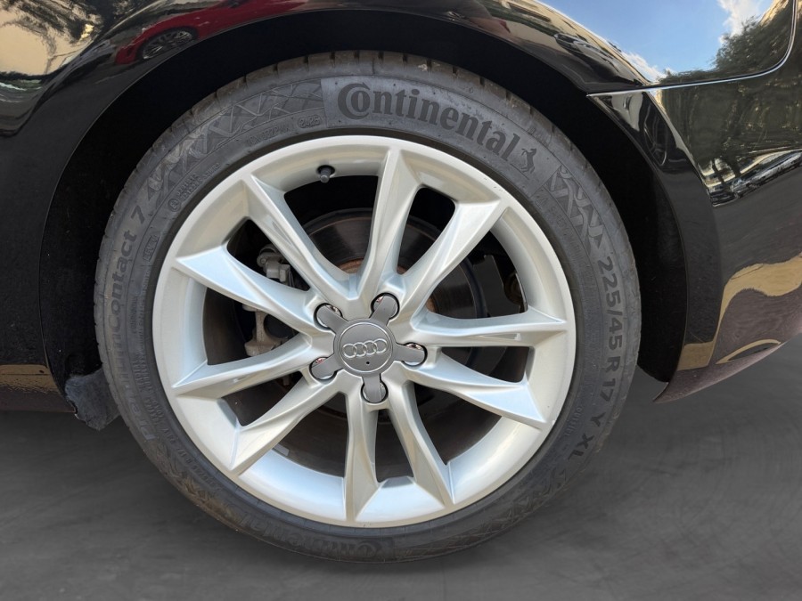 AUDI d'occasion A3 1.4 TFSI 122ch Ambiente 3p de 2013 Cannes (06)﻿