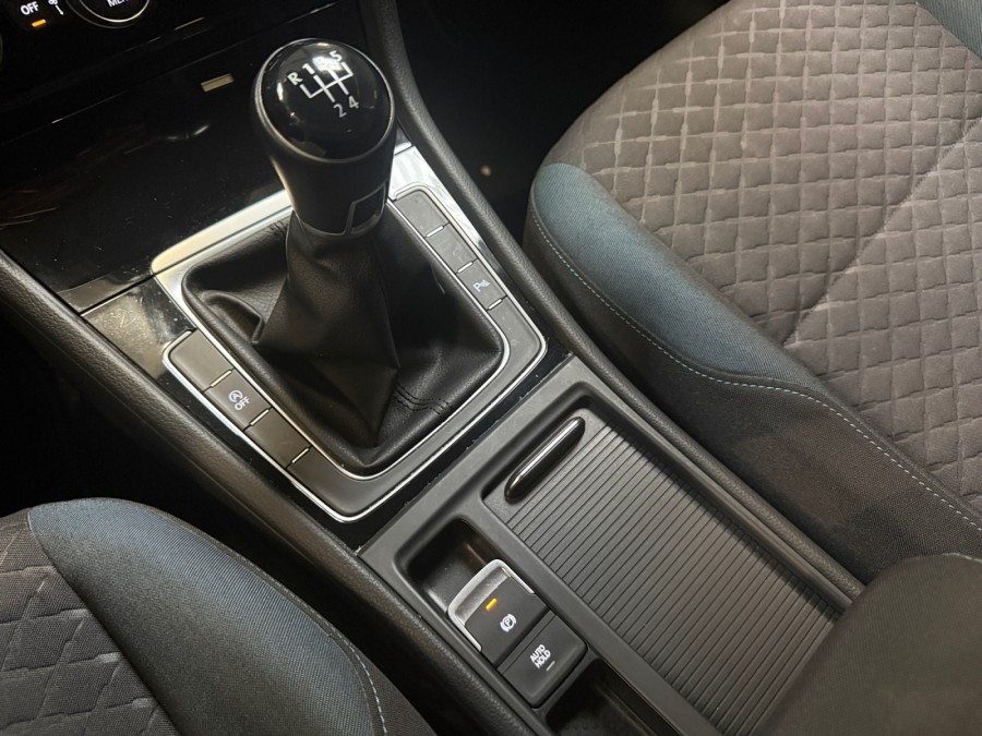 VOLKSWAGEN d'occasion GOLF 1.6 TDI 115 IQ.DRIVE de 2019 Bretigny Sur